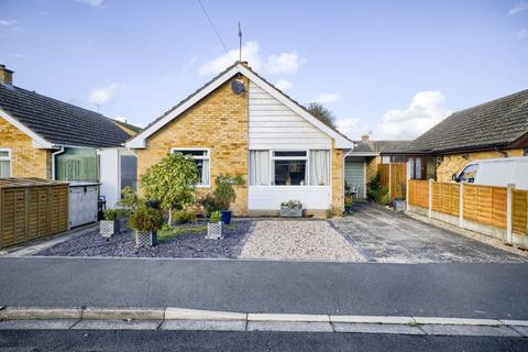2 bedroom bungalow for sale - Cherry Orchard, Stratford-upon-Avon