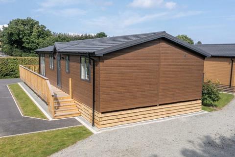 2 bedroom lodge for sale, Conwy Lodge Park