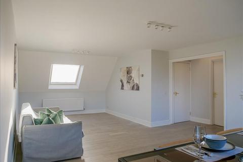 3 bedroom apartment for sale, Haverstock Hill, London, Camden, NW3