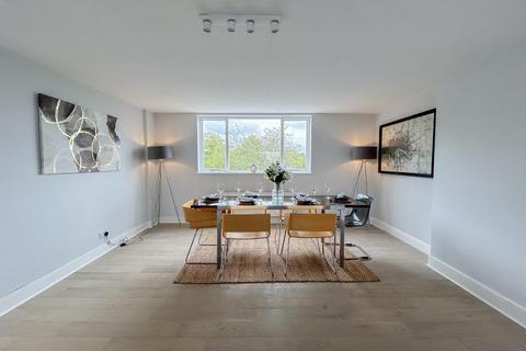3 bedroom apartment for sale, Haverstock Hill, London, Camden, NW3