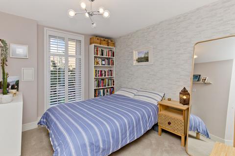 3 bedroom flat for sale - 3 Hudson Gait, Leith, Edinburgh, EH6 6AU