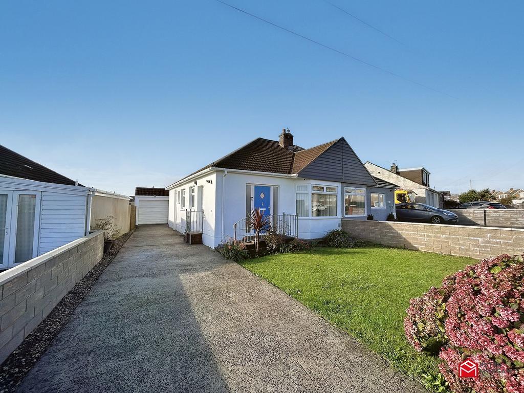 Merlin Crescent, Cefn Glas, Bridgend, Bridgend County. CF31 4QW 2 bed