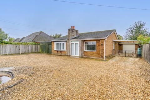 3 bedroom detached bungalow for sale - Main Road, Quadring, Spalding, Lincolnshire, PE11