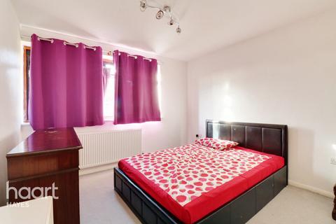 6 Dallega Close, Hayes, UB3 1ED
