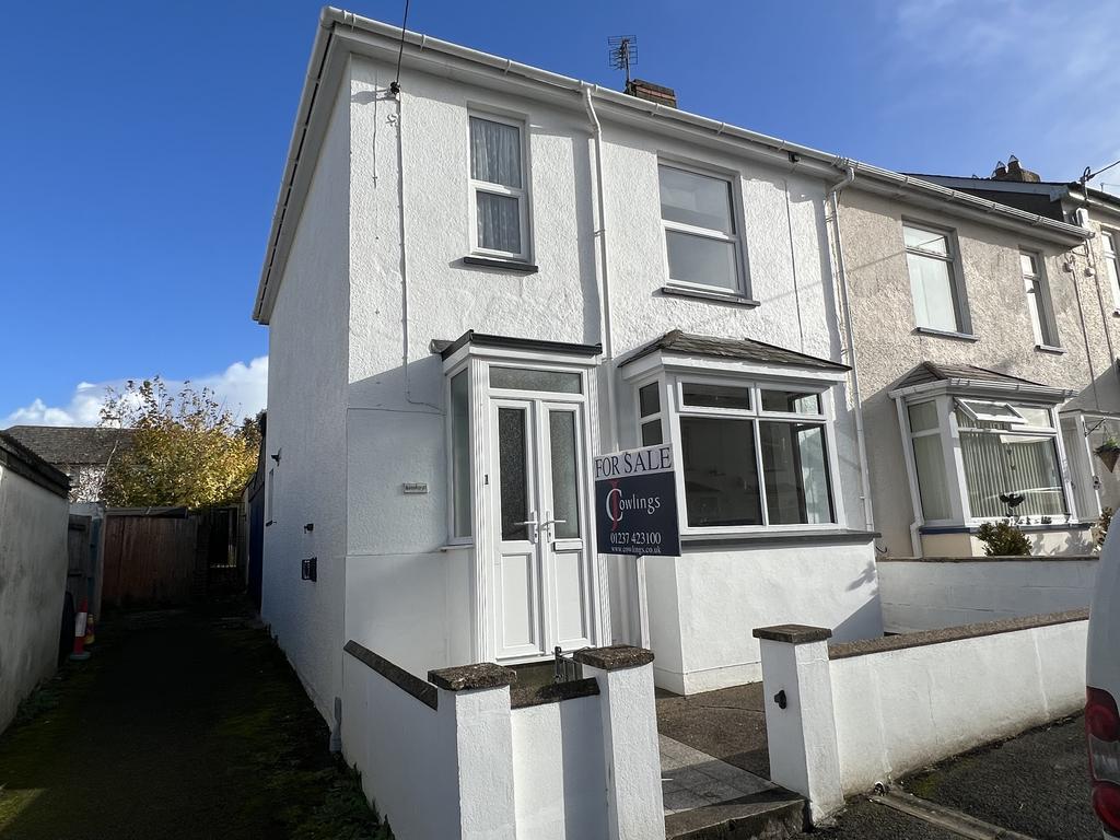 Avon Road, Bideford EX39 3 bed end of terrace house for sale £199,950