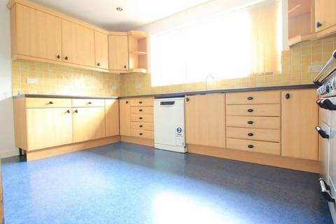 48 Ladbrook Road, Solihull, B91 3RN