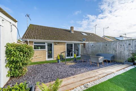 2 bedroom bungalow for sale, Bettertons Close, Fairford, Gloucestershire, GL7