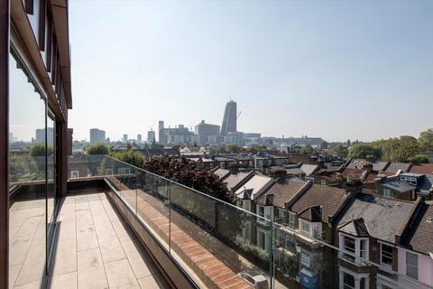 2 bedroom penthouse for sale, Coronation Court, Brewster Gardens, London, W10
