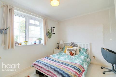 5 Koonowla Close, Biggin Hill, Westerham, TN16 3BJ