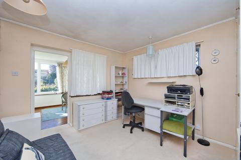 2 bedroom detached bungalow for sale - Northdown Park Road, Margate, CT9