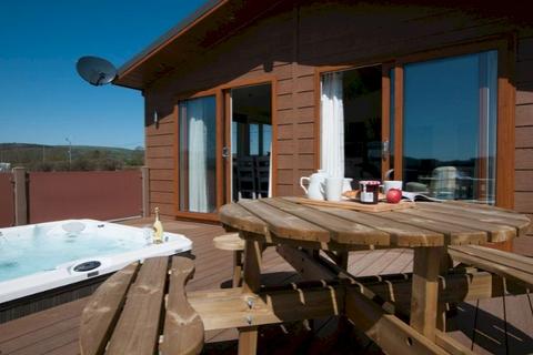 2 bedroom lodge for sale - Maesmawr Farm Resort, Caersws SY17