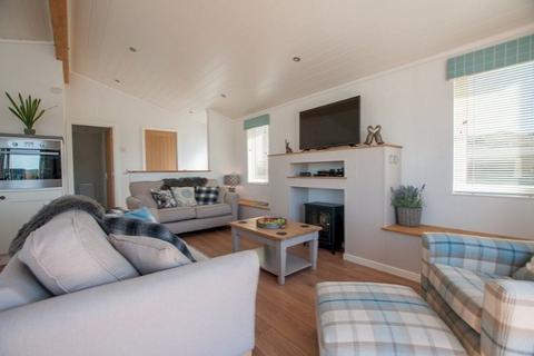 2 bedroom lodge for sale - Maesmawr Farm Resort, Caersws SY17