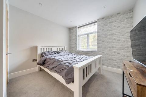 2 bedroom flat for sale, Woodford Mill,  Mill Street,  OX28
