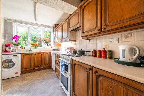 16 Vale Road, Northfleet, Gravesend, DA11 8BZ
