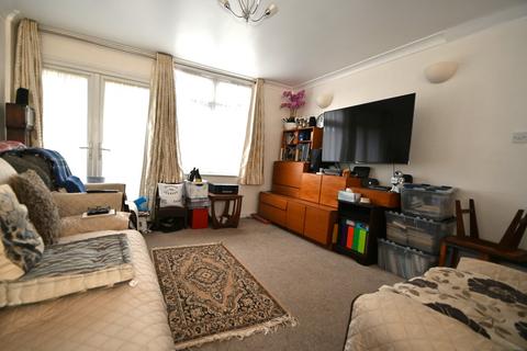 181 Tamar Way, Slough, SL3 8SZ