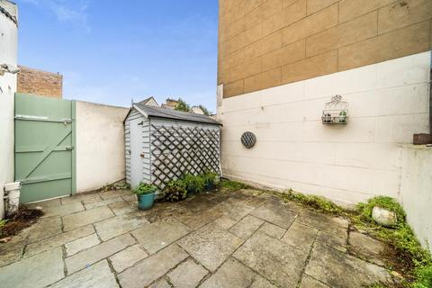 2 bedroom flat for sale - Delorme Street, Hammersmith