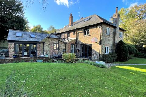 Brackens Main Road, Knockholt, Sevenoaks, TN14 7LQ