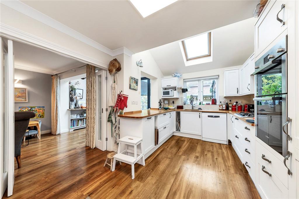 Acton Way, Cambridge, Cambridgeshire 5 bed semidetached house £825,000