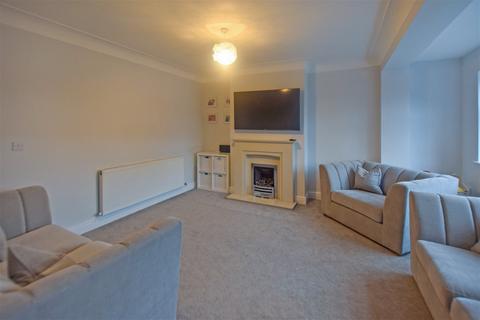 38 Baileys Close, Widnes, WA8 9JR