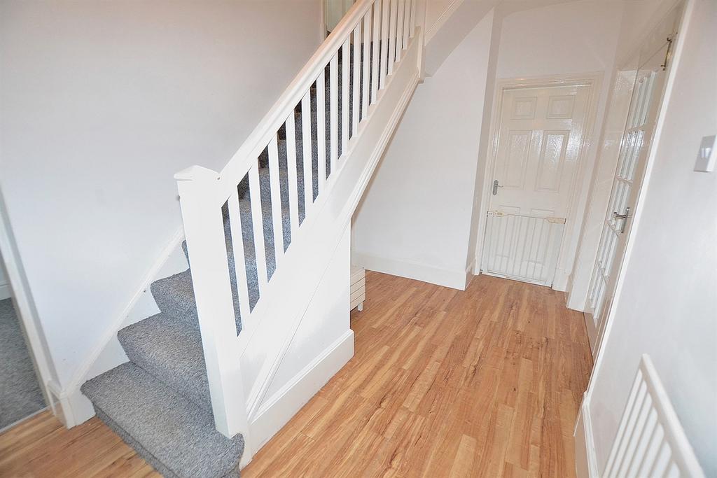 Coalway Road, Wolverhampton 4 bed detached house for sale £365,000