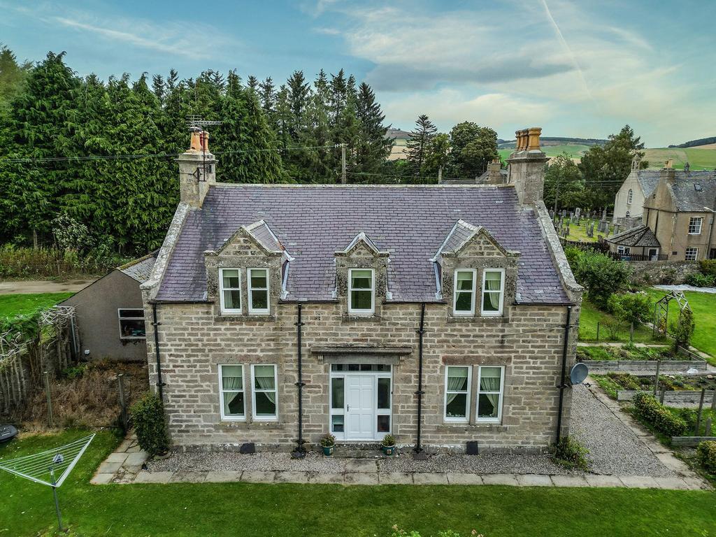 Alford AB33 4 bed detached house for sale £360,000