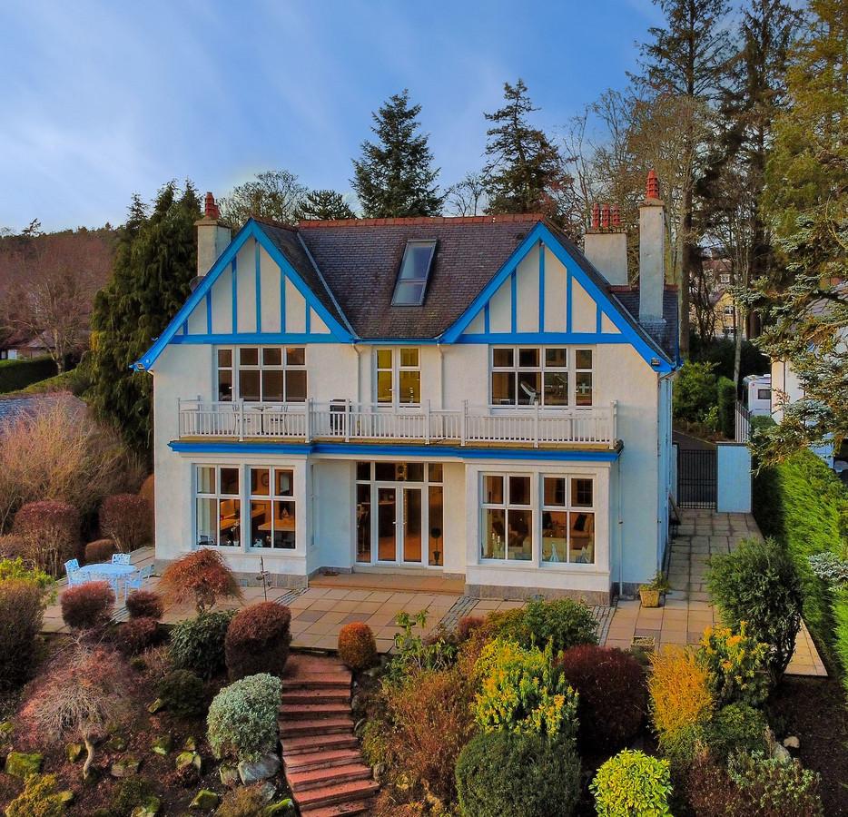 Milltimber AB13 6 bed country house for sale £1,297,500