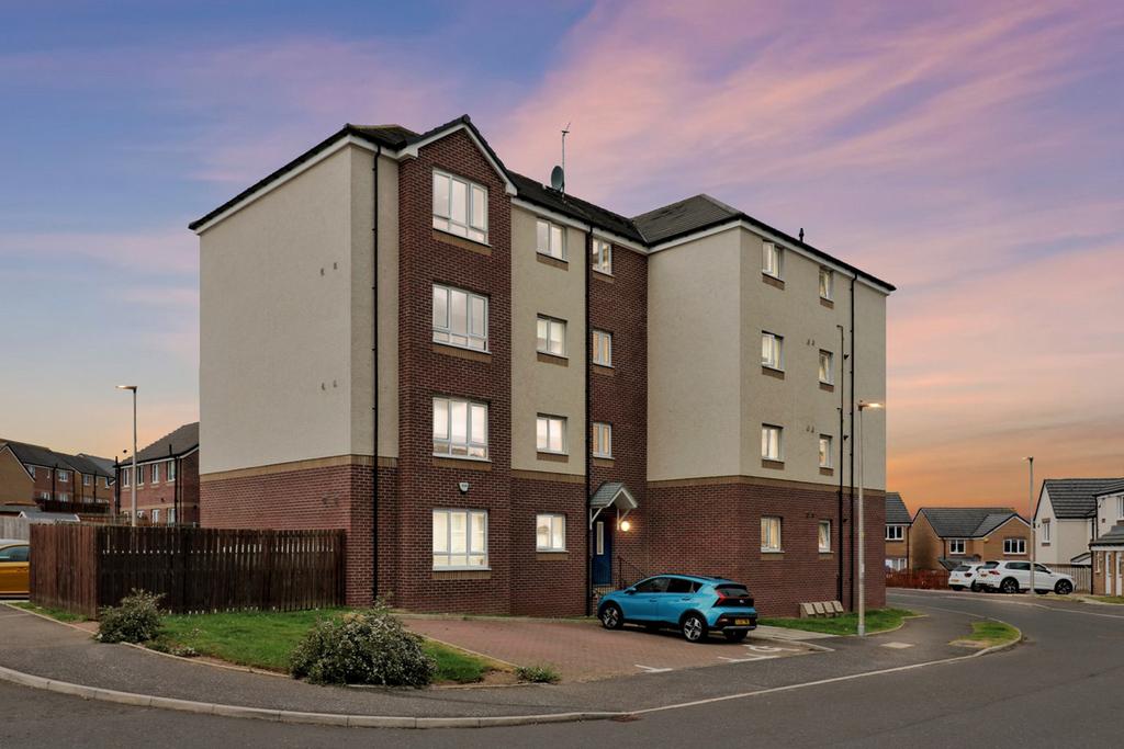 Cambuslang G72 2 bed flat for sale £125,000