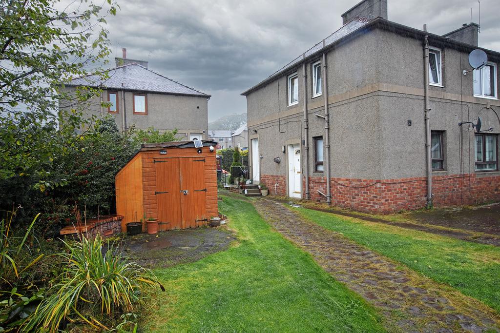 West Lothian EH52 2 bed flat for sale £105,000