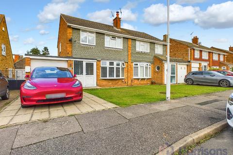 3 bedroom semi-detached house for sale, Berkeley Court, Sittingbourne, Kent, ME10 1UP