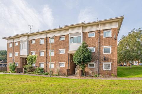 2 bedroom flat for sale, Bittacy Hill, Mill Hill East, London, NW7