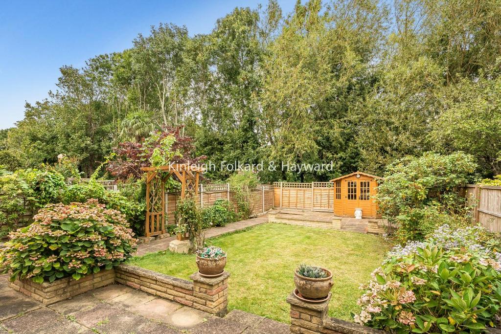 Cedar Rise, Southgate 3 bed semidetached house for sale £874,750