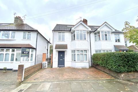 4 bedroom semi-detached house to rent, Chudleigh Road, Twickenham TW2