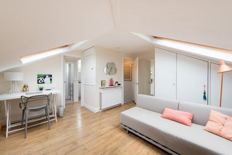 Studio to rent, King Henrys Road, London, NW3