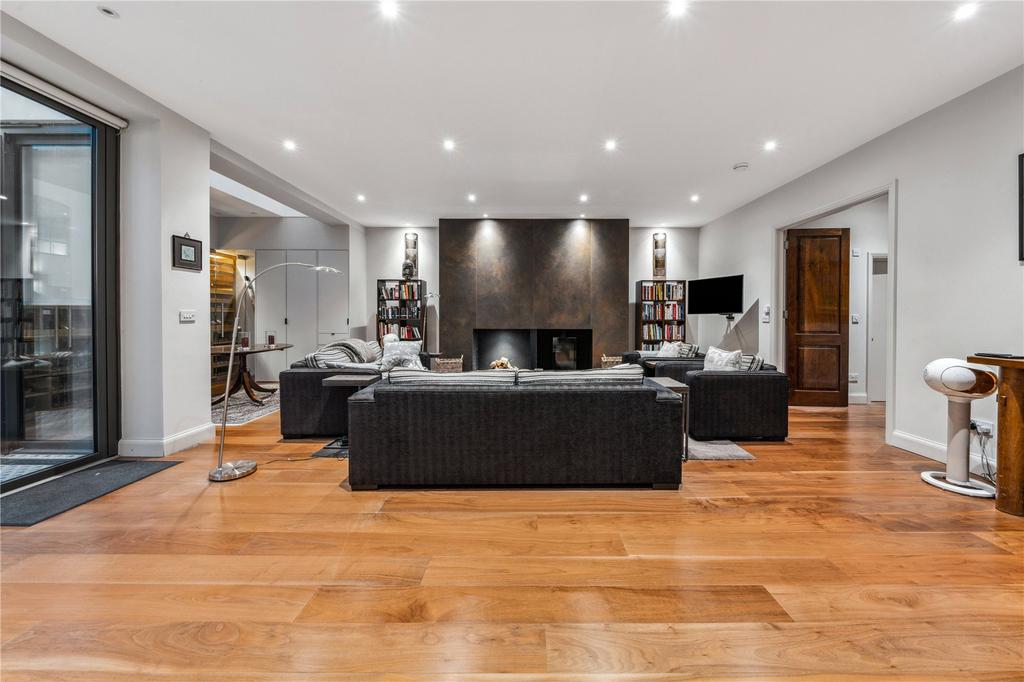 Reception Room