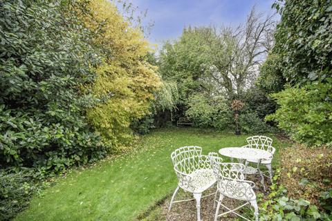 11 Akeferry Road, Westwoodside, Doncaster, DN9 2DX
