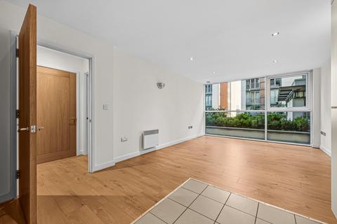 1 bedroom flat to rent, Baltic Apartments, 11 Western Gateway, London