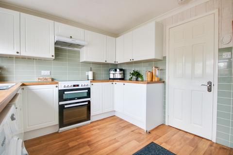 undefined, HEDGE END! STAMP DUTY EXEMPT! WATER RATES INCLUDED! CASH BUYERS ONLY!