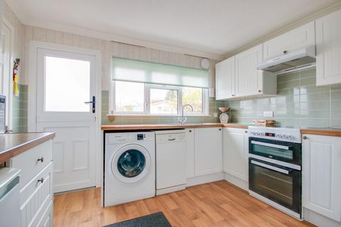undefined, HEDGE END! STAMP DUTY EXEMPT! WATER RATES INCLUDED! CASH BUYERS ONLY!