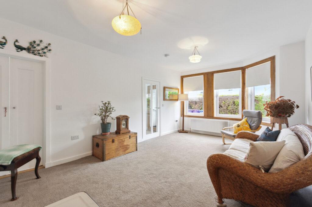 Baronald Drive, Kelvindale, Glasgow, G12 2 bed semidetached house £