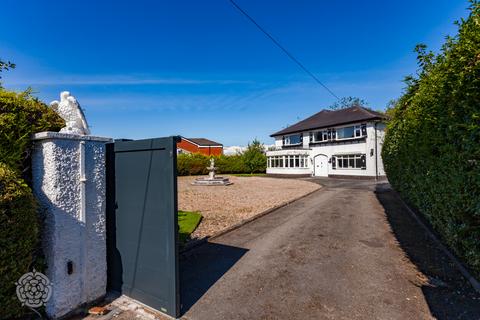 4 bedroom detached house for sale, Twiss Green Lane, Culcheth, Warrington, Cheshire, WA3 4BZ