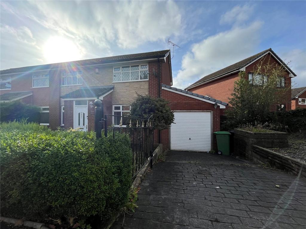 Denbydale Way, Royton, Oldham... 3 bed semidetached house £249,950