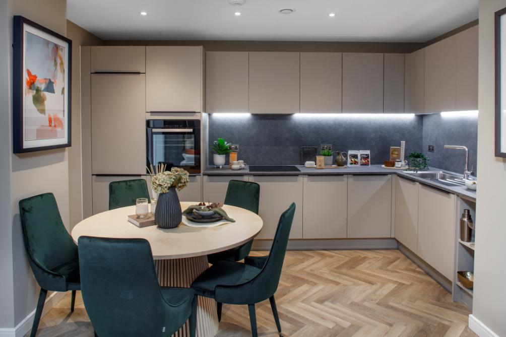 Addiscombe Oaks- show flat (7).jpg