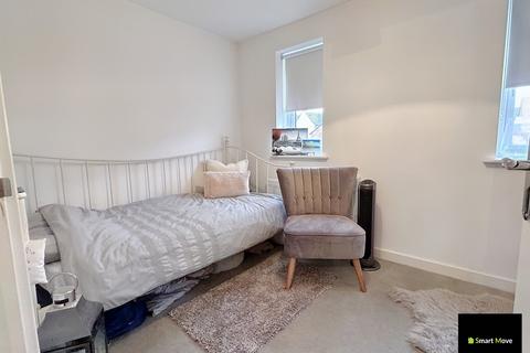 18 Benington Close, Hampton Gardens, Peterborough, PE7 8RE