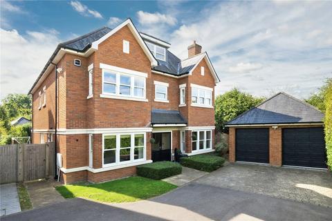 5 bedroom detached house to rent, Oakshade Road, Oxshott, Leatherhead, Surrey, KT22