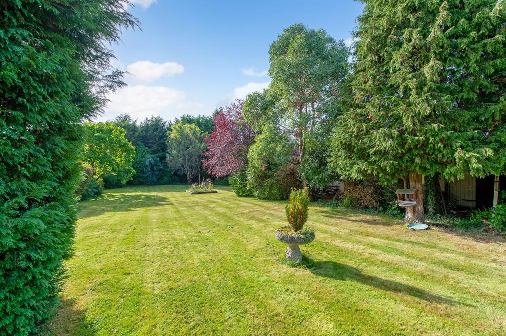 Bath Road, Worcester, WR5 4 bed bungalow for sale £500,000