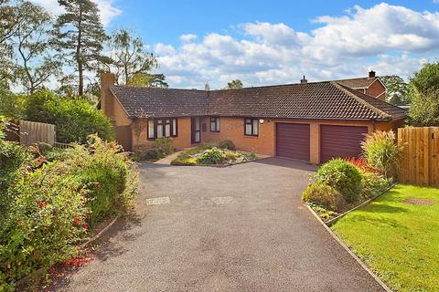 3 bedroom bungalow for sale - The Pippins, Wilton, Ross-on-Wye, Herefordshire, HR9