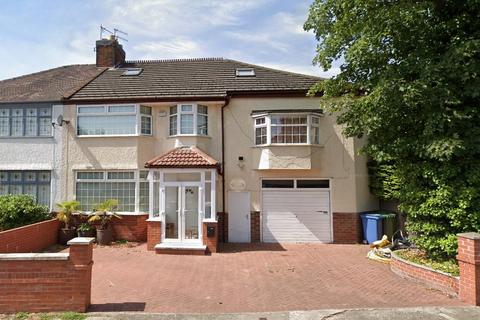 4 bedroom semi-detached house for sale, South Mossley Hill Road, Grassendale, Liverpool, Merseyside, L19