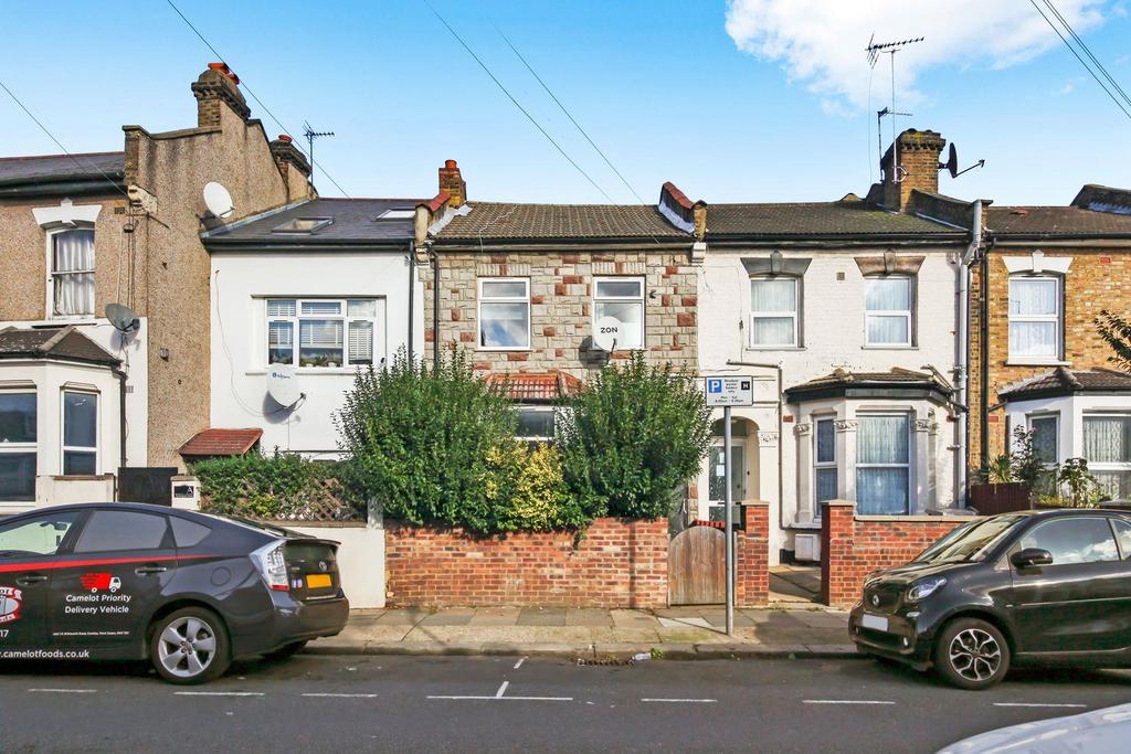 Buckingham Road, Harlesden, NW10 4 bed terraced house for sale £650,000