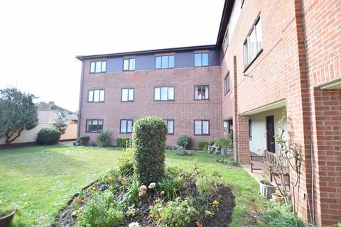 1 bedroom ground floor flat for sale, Castle Road, Clacton-on-Sea