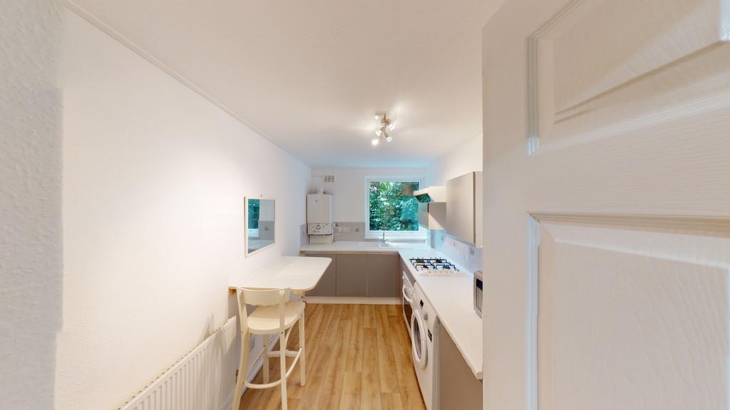 Chester House Redcliffe Road, Nottingham, Nottinghamshire, NG3 2 bed apartment £895 pcm (£207 pw)